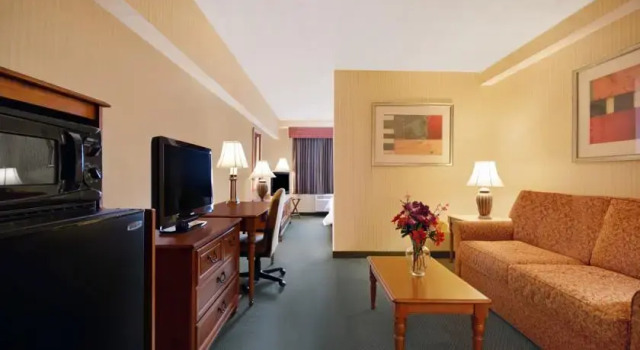 Best Western The Mainstay Inn, Prenota Hotel Newport East Rhode Island