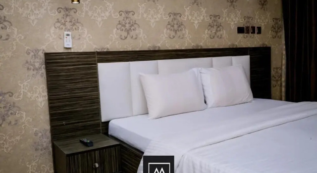 Mo-House Hotels and Apartments