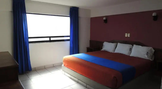 Hotel Kyoto, Rezerwuj Hotel Hotele w State of Puebla z parkingiem, Parking