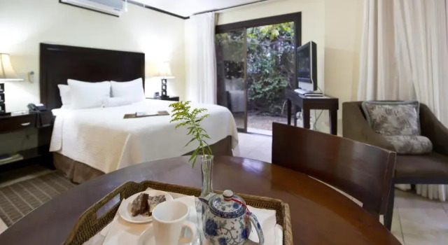 Полулюкс Hotel Villa Los Candiles