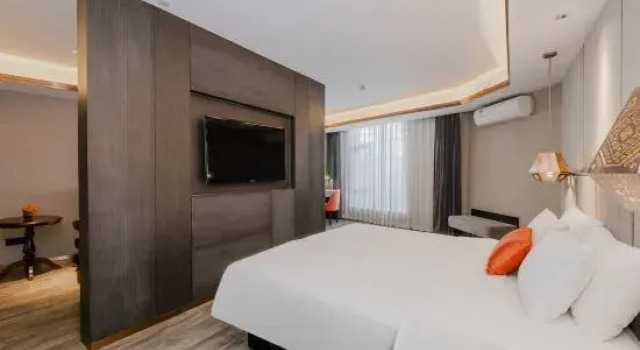 Люкс Yitel Premium Shanghai People Square Nanjing Road Pedestrian Street Shop