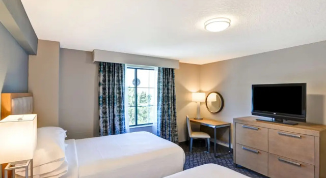 Люкс Accessible Embassy Suites by Hilton Orlando Downtown