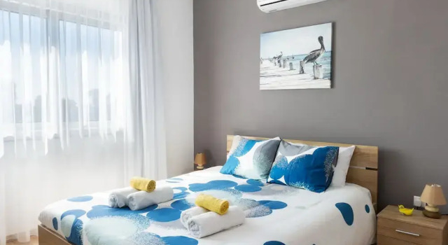 Апартаменты с 2 комнатами с видом на море Pebble Beach Holiday Apartments