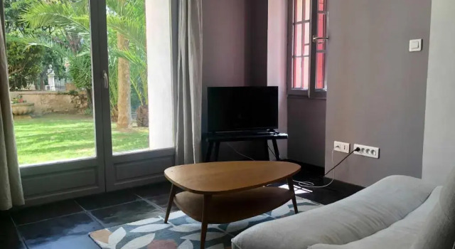 Апартаменты B&B Villa Roumanille