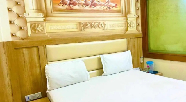 Del Fox Hotel New Delhi - Just a Minute Away From New Delhi Railway Station and Connaught Place
