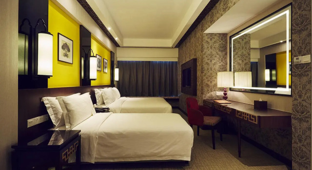 Семейный люкс Estadia Hotel