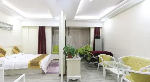Люкс Comfort Starway Guiyang Orchards Hotel