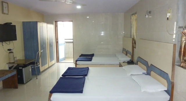 Одноместный семейный номер Standard Hotel Stars