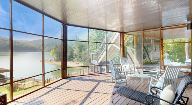 Hot Tub + Dock! Waterfront Norris Lake Log Home, Boek Hotel New Tazewell Tennessee