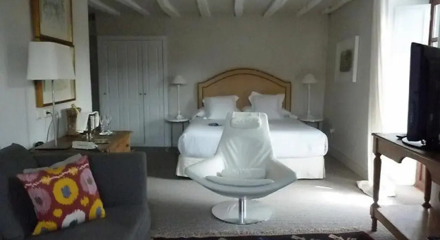 Семейный люкс Churrut Hotel
