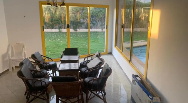 Cheerful 6 bedroom villa with pool., Prenota Villa Cottage a Cairo Governorate, Cottage