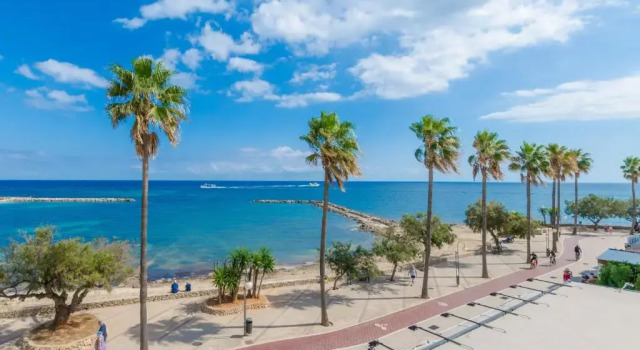 Апартаменты с видом на море Cala Bona Calm Beach