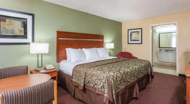 Двухместный номер Standard Baymont by Wyndham Pigeon Forge near Island Drive