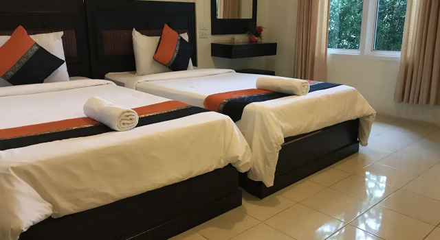 Pova Residence and Boutiques Resort