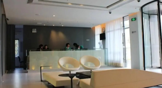 Jinjiang Inn Xiangzhou Inter-city Bus Station Hotel