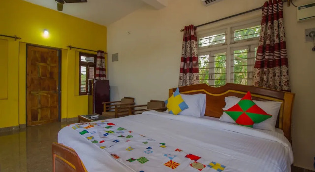 OYO 14644 Home Riverview Studio Siolim