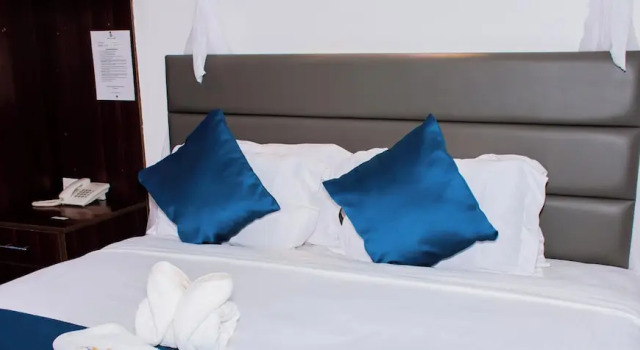 The Grand Brystal Hotel, Book Hotel 3-stjernede hoteller i Busia, 3*