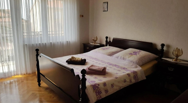 Apartment Dvije Palme-Baranjska, Забронировать Апартаменты/квартира Отели Макарска с парковкой, Парковка