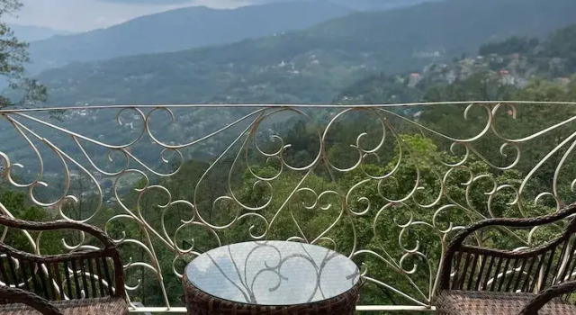 Вилла VITS Kunjham Retreat