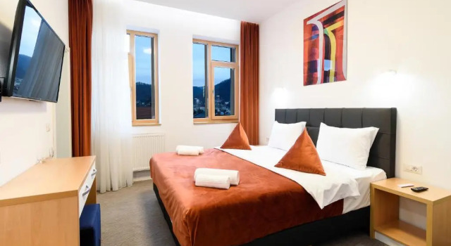 Hotel Urban, Varaa Hotelli Baia Mare 