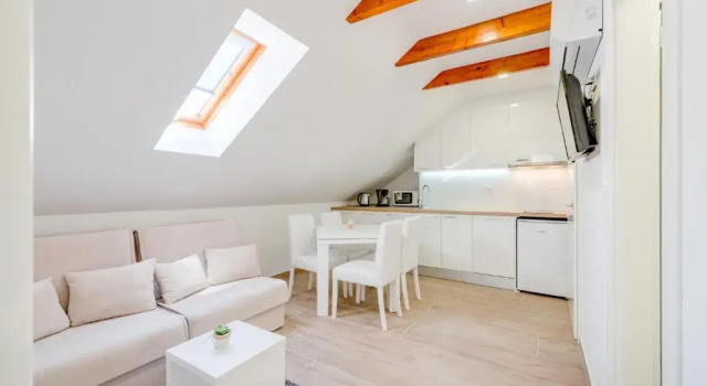 Апартаменты Apartments Villa Tudor