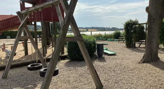 4 Person Holiday Home in Hejls, Book Feriehus Villaer i Hejlsminde, Villa