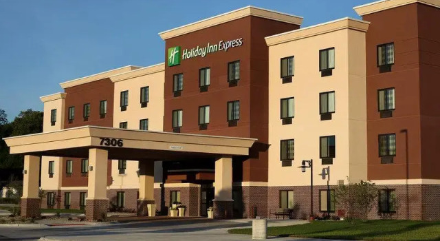 Run of House Holiday Inn Express & Suites Omaha South Ralston Arena by IHG