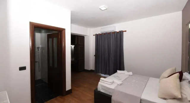 Двухместный номер Standard с балконом Hotel Victoria