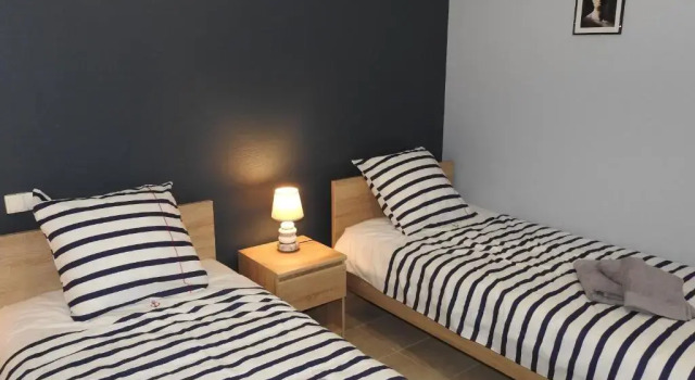 Gite Peigney, 3 pièces, 6 personnes - FR-1-611A-16, Book Hotel Peigney 