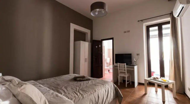 La Casa del Moro, Book Hotel Palermo Sicily, near La Cuba Palace