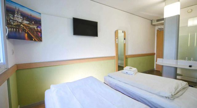 Отель Ibis Budget Koeln Messe