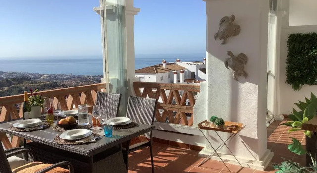 Апартаменты Pool Calahonda Palmeras with Sea View - Happy Rentals