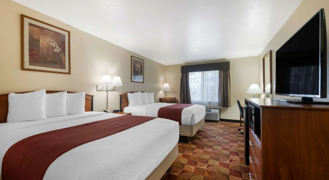 Четырёхместный номер Standard Best Western Laramie Inn & Suites