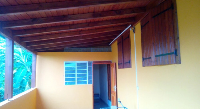 House With 3 Bedrooms in Petit Bourg, With Wifi - 2 km From the Beach, Prenota Casa vacanze Hotel a Basse-Terre con parcheggio, Parcheggio