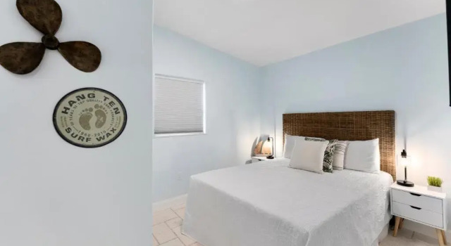1020 S Orlando Ave, Varaa Hotelli Hotellit Space Coast pysäköinnillä, Pysäköinti