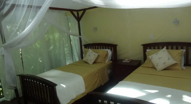 Le Jardin Creole, Book Hotel Hodges Bay 