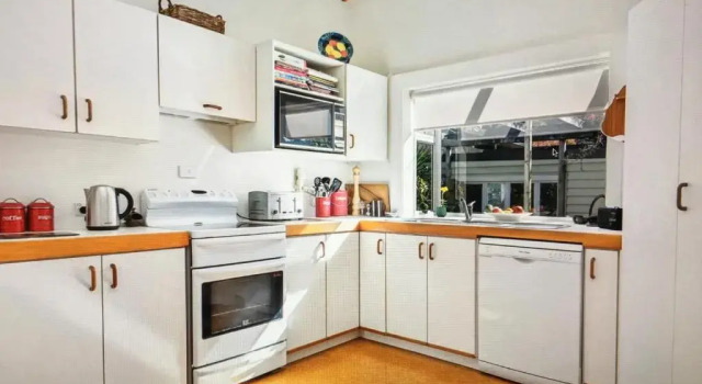 Номер Economy School Lane B&B WR.