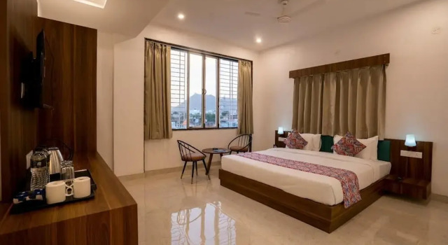 Номер Premium Atithi Bhanwar By Keshav Global Hotels