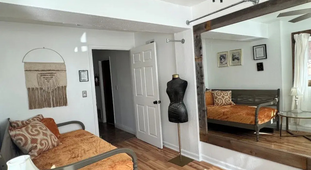 Chic Santa Paula Home w/ Mountain & City Views!, Rezerwuj Hotel Santa Paula Kalifornia