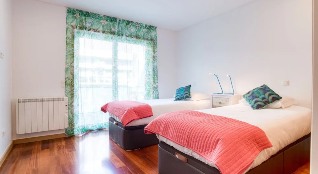 Pretty Porto Apartment by Soulsharing, Забронировать Апартаменты/квартира Отели Порту с парковкой, рядом с Lapa Metro Station, Парковка