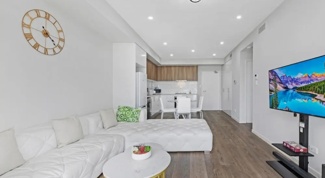 Kozyguru | Wentworthville | 2 Bed 2 Bath Apt, Забронировать Апартаменты/квартира Уэнтвортвилл Sydney Region