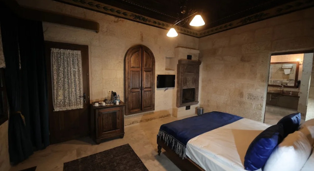 Номер Standard с видом на горы Ürgüp Cave Suites