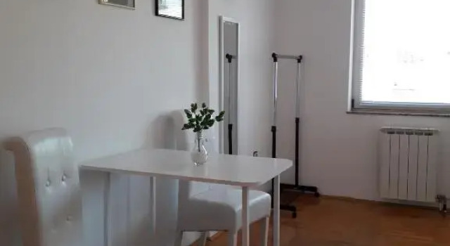 Apartman Dunja NS 2