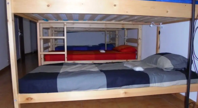 Кровать в общем номере Lagos City Center Guest House & Hostel
