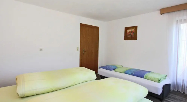 Alluring Apartment in Ramsau im Zillertal With Terrace, Забронировать Апартаменты/квартира Апартаменты Тироля, Апартаменты/квартира