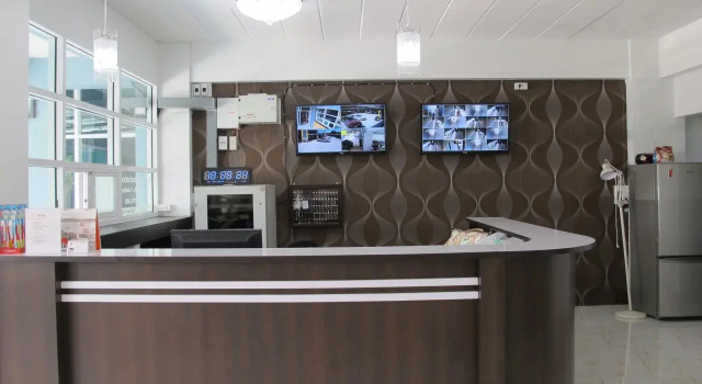 Golden Palace Inn, Забронировать Отель Отели Чиангмай 3 звезды, рядом с Lanna Hospital, 3*