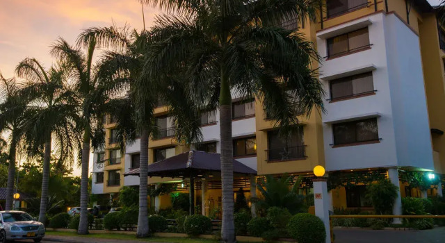 Sea Cliff Court Apartments