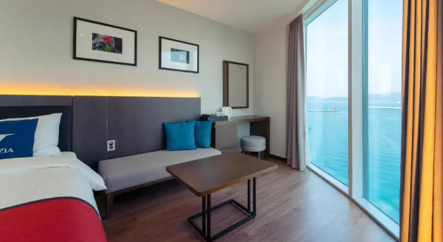 Семейный номер Deluxe Venezia Hotel and Suite