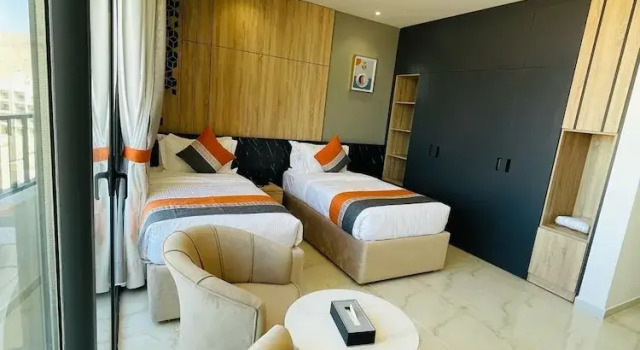 Двухместный номер Deluxe с балконом и рядом с пляжем Diamond Palm Hotel & Resort