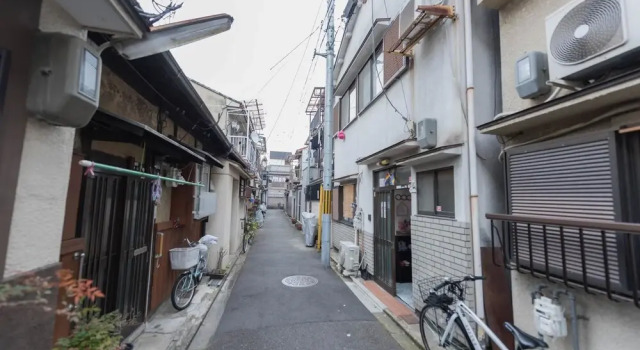 Kiraku House, Book Hotel Karahashi-rajōmonchō Kyoto